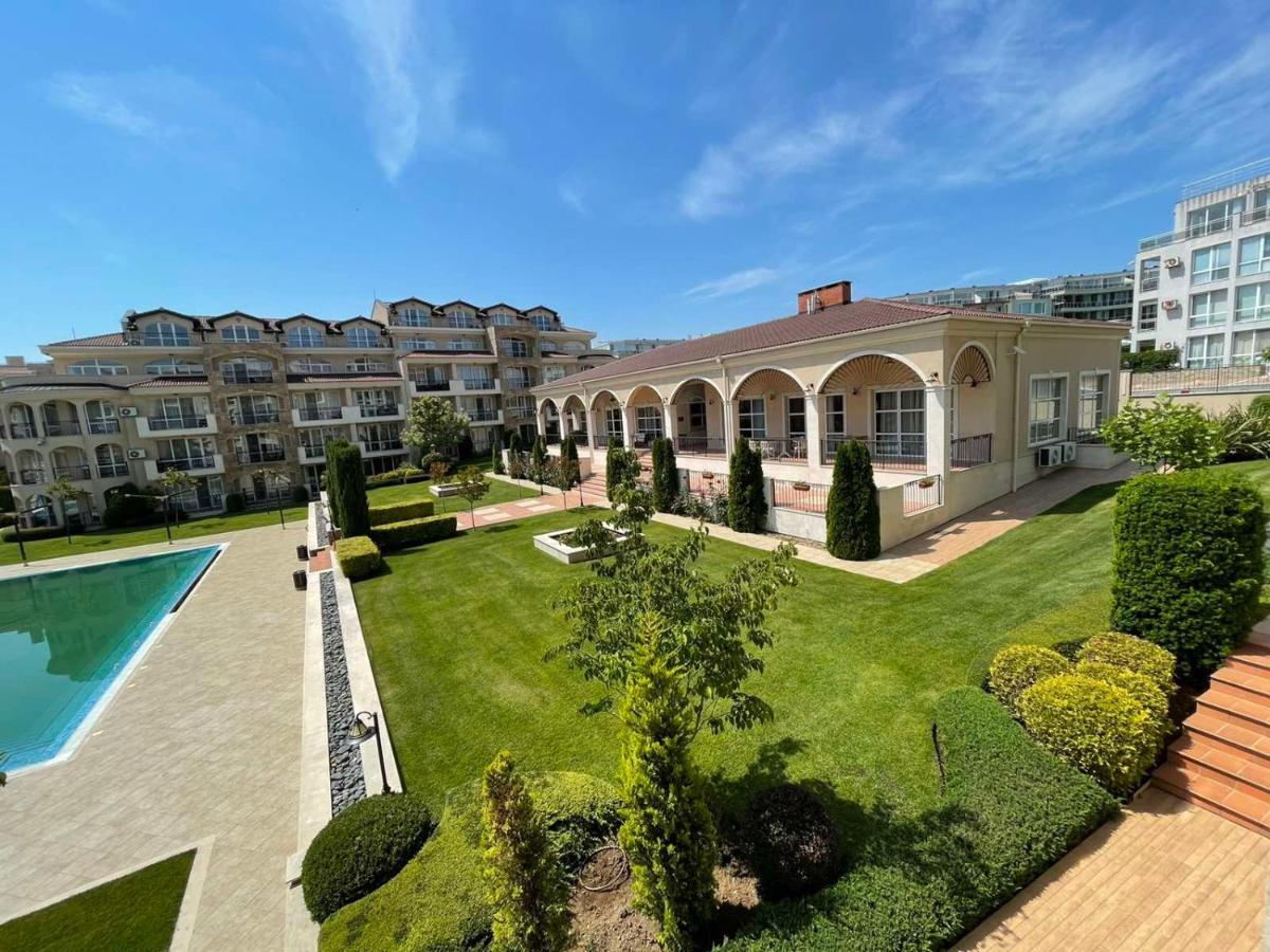Provence Deluxe Apartment In Atia Resort Chernomorets Esterno foto