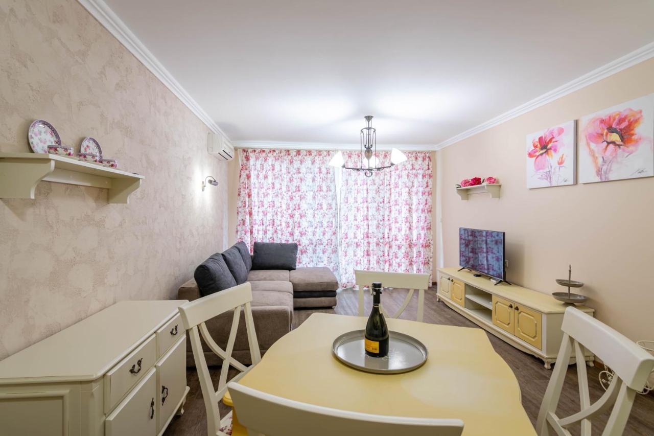 Provence Deluxe Apartment In Atia Resort Chernomorets Esterno foto
